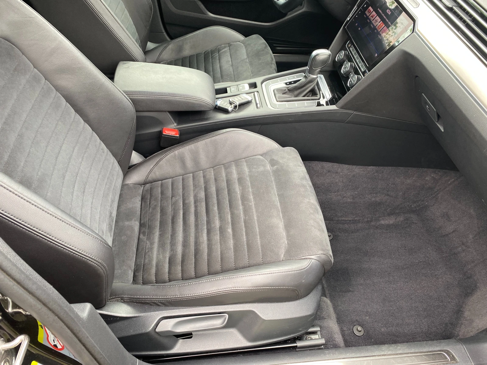 VW Passat 2.0 TDI Digital 123х.км ТОП СЪСТОЯНИЕ - изображение 9