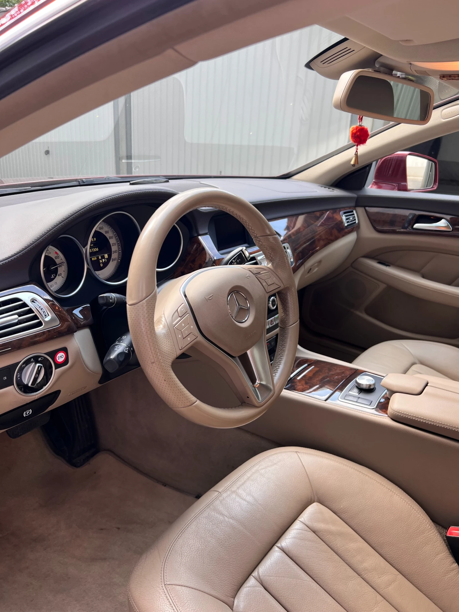 Mercedes-Benz CLS 350  - изображение 10
