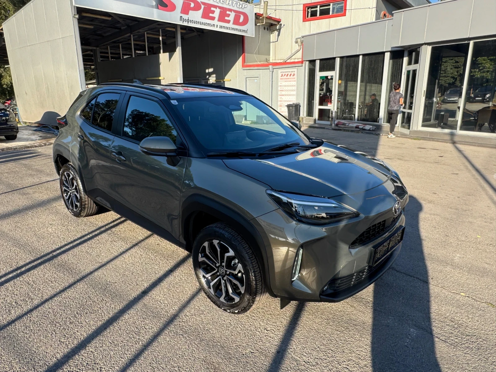 Toyota Yaris Cross NEW 1355km!Hibrid HEV NAVI LED CAM CAR PLAY ASIST  - изображение 6