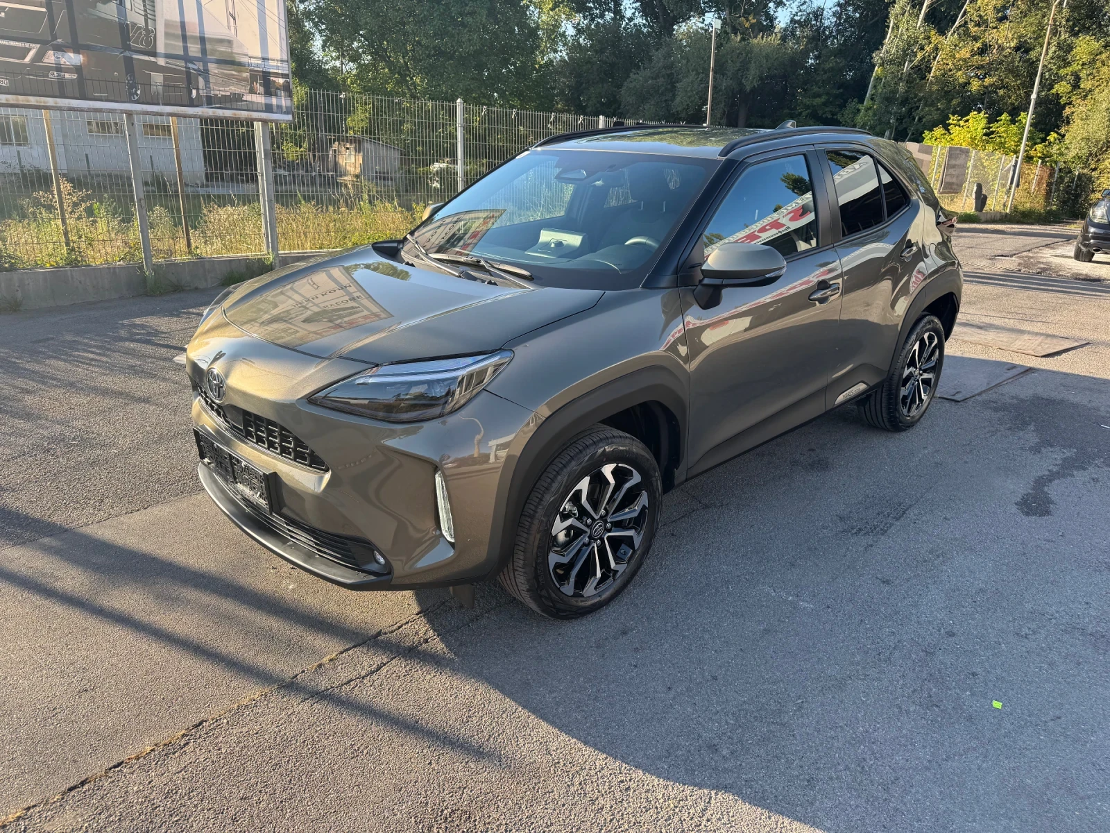 Toyota Yaris Cross NEW 1355km!Hibrid HEV NAVI LED CAM CAR PLAY ASIST  - изображение 7