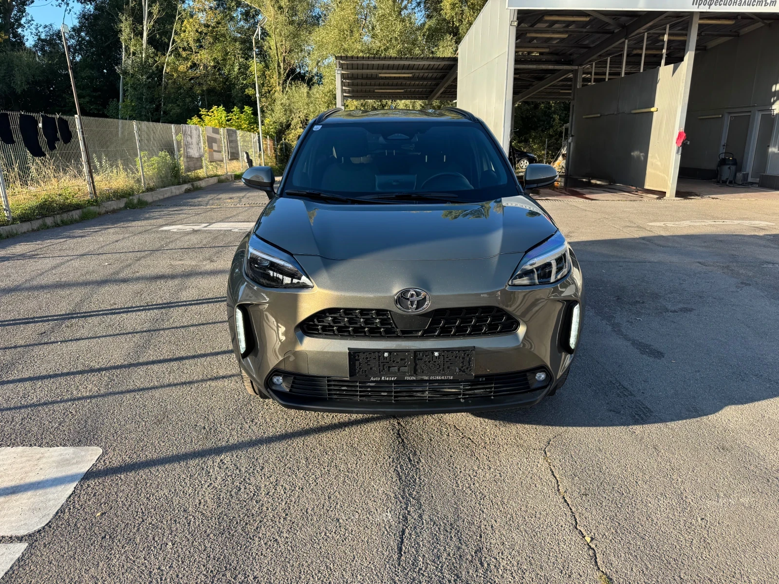 Toyota Yaris Cross NEW 1355km!Hibrid HEV NAVI LED CAM CAR PLAY ASIST  - изображение 3