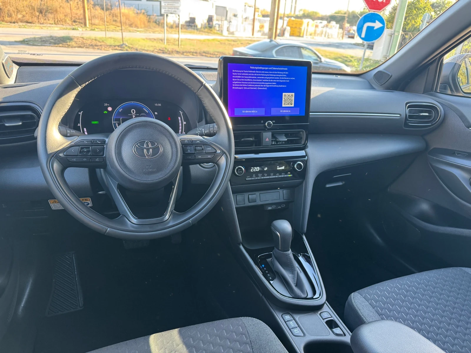 Toyota Yaris Cross NEW 1355km!Hibrid HEV NAVI LED CAM CAR PLAY ASIST  - изображение 10