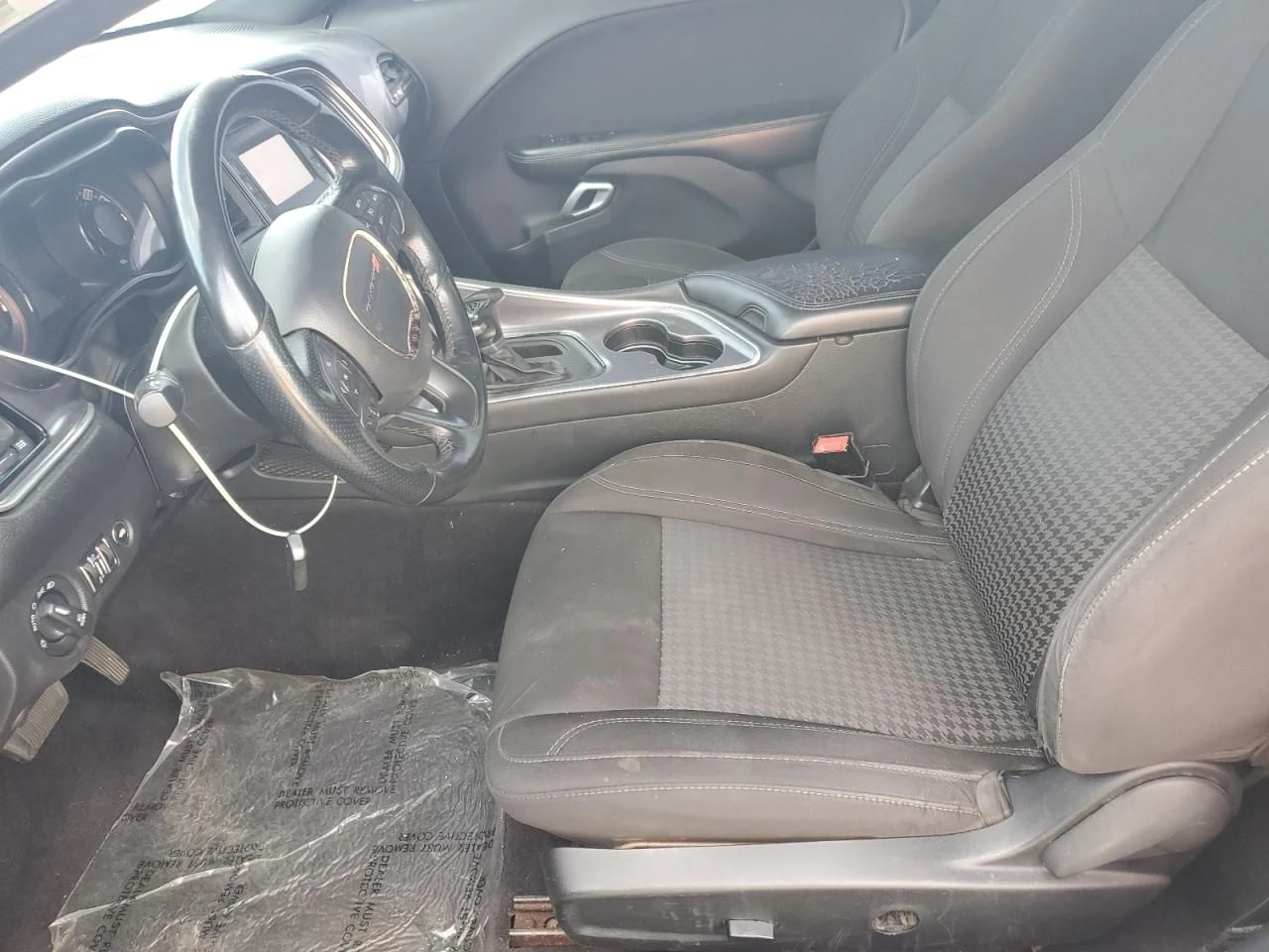 Dodge Challenger  - изображение 7