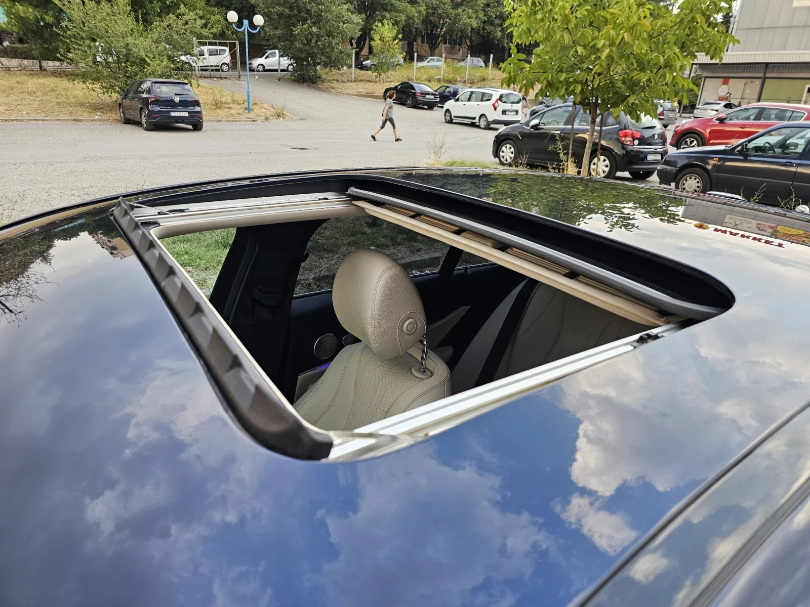 Mercedes-Benz E 300, снимка 14 - Автомобили и джипове - 53797034