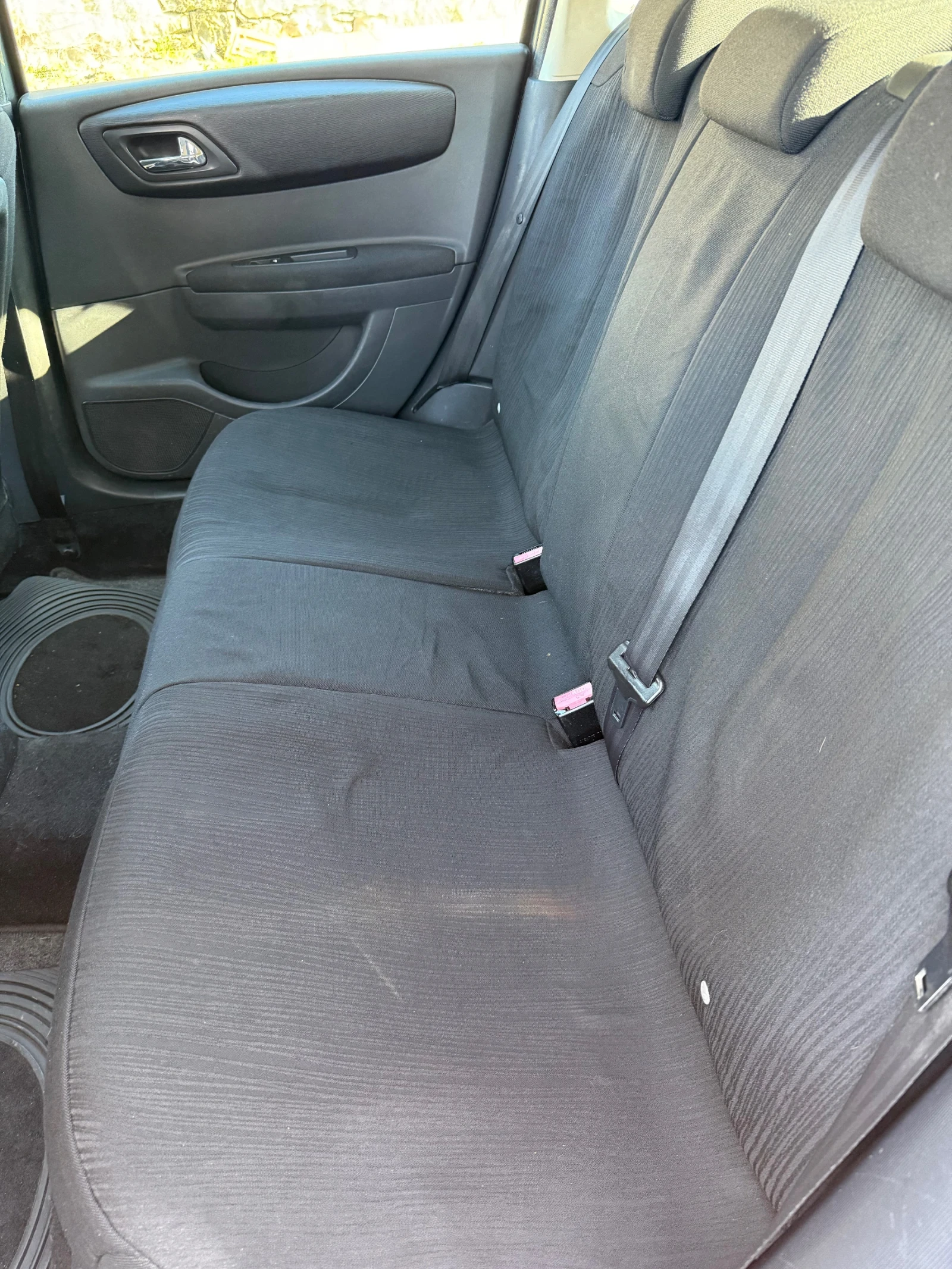 Citroen C4 HDi Face, снимка 12 - Автомобили и джипове - 54008112