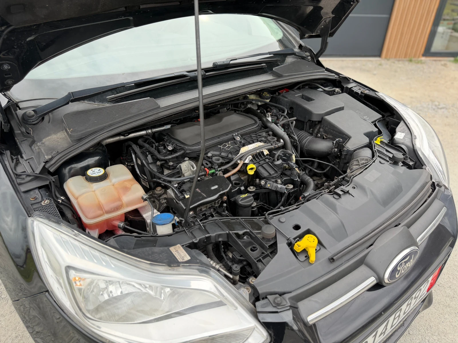 Ford Focus Автоматик, снимка 9 - Автомобили и джипове - 54269400