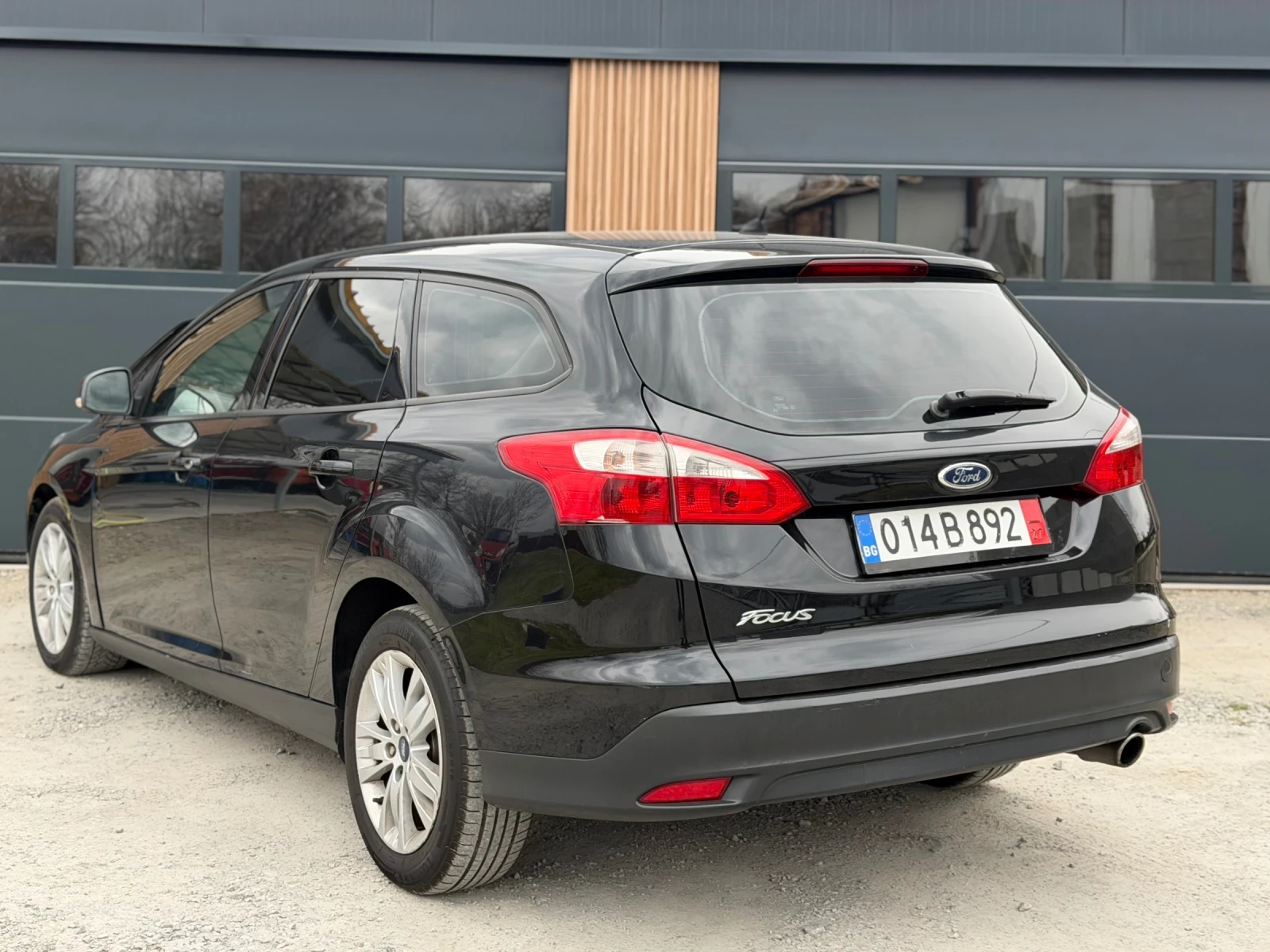Ford Focus Автоматик, снимка 5 - Автомобили и джипове - 54269400