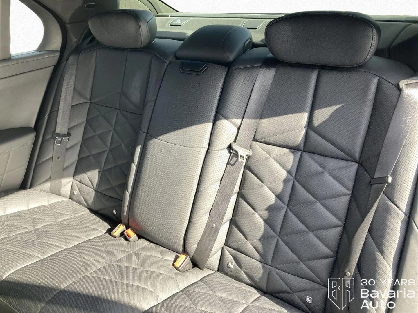 BMW 740 d xDrive M Sport Paket, снимка 12 - Автомобили и джипове - 54378479