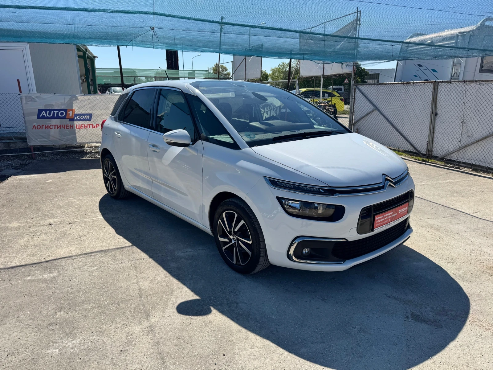 Citroen C4 Picasso 1.6 HDI Spacetourer, снимка 3 - Автомобили и джипове - 54421614