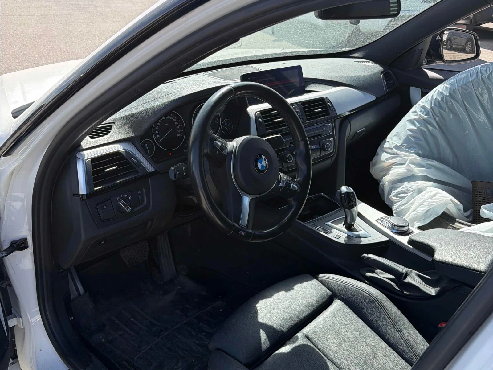 BMW 330 330i xDrive * ����������* (���� �� ��) | Mobile.bg � ����������� 8