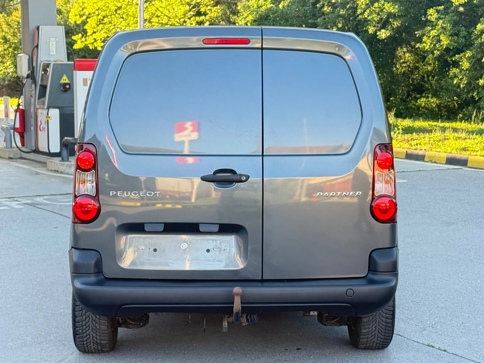 Peugeot Partner 1.6HDi EURO 6/Климатик, снимка 8 - Автомобили и джипове - 54598960