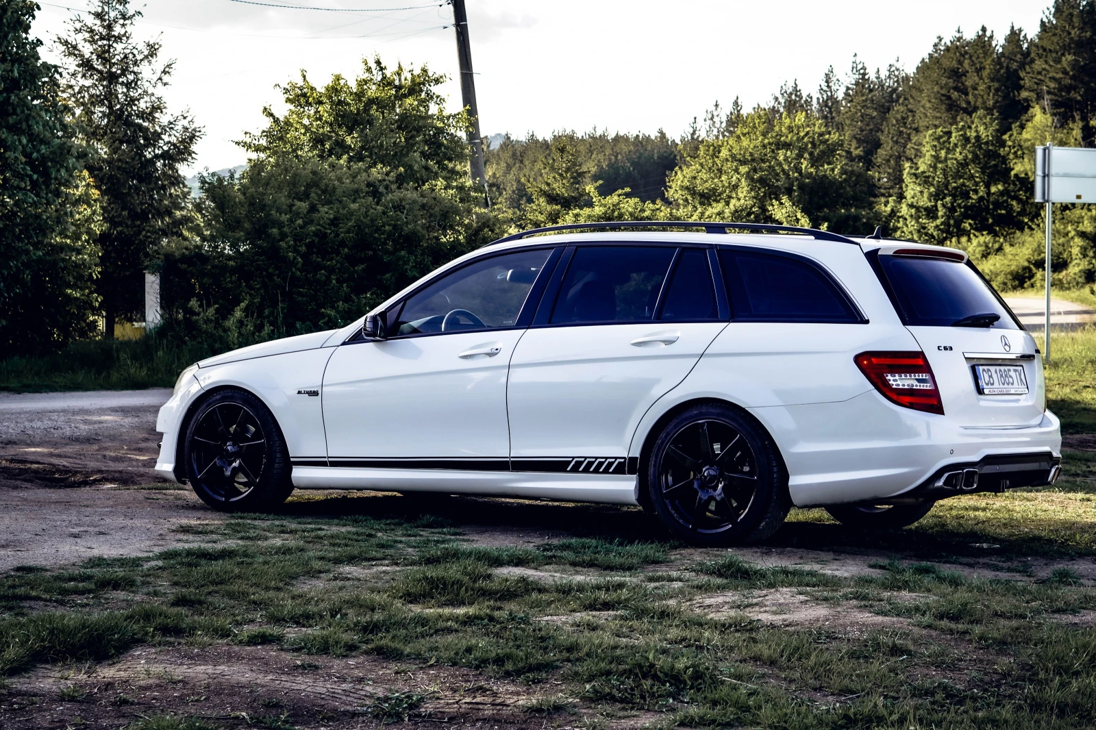 Mercedes-Benz C 250 4MATIC \ 7G-Tronic Plus \ AMG line, снимка 3 - Автомобили и джипове - 54693279