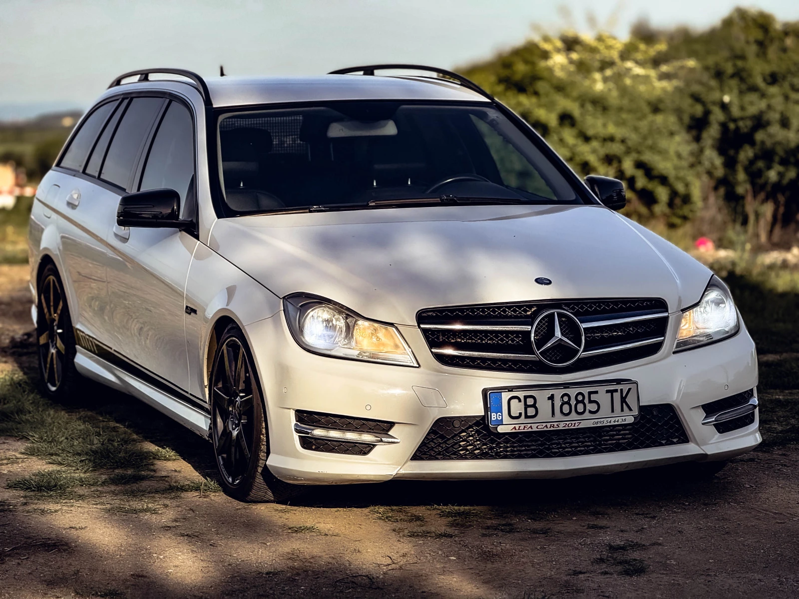 Mercedes-Benz C 250 4MATIC \ 7G-Tronic Plus \ AMG line, снимка 6 - Автомобили и джипове - 54693279