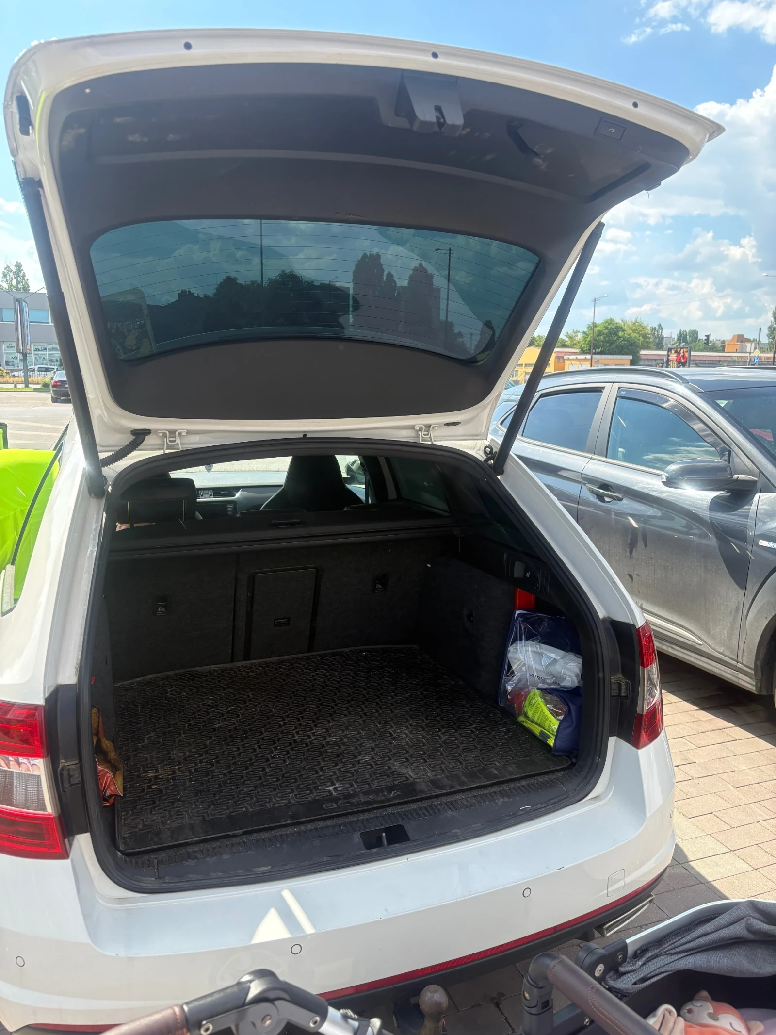 Skoda Octavia, снимка 5 - Автомобили и джипове - 54989478