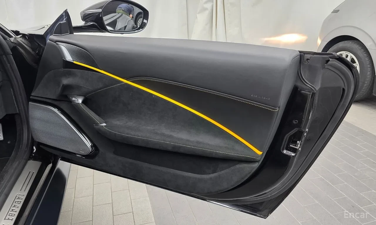 Ferrari Roma Passenger Display* Carbon Fibre* MagneRide Dual Mo | Mobile.bg � ����������� 13