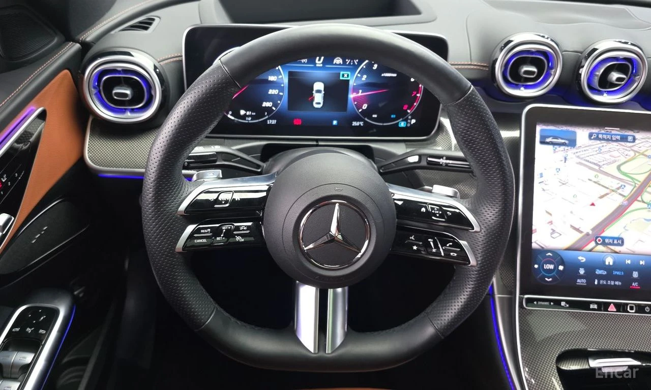 Mercedes-Benz C 300 4MATIC* AMG* BURMESTER* HEAD UP* 360 КАМЕРИ* КЕЙЛЕ, снимка 10 - Автомобили и джипове - 55234748