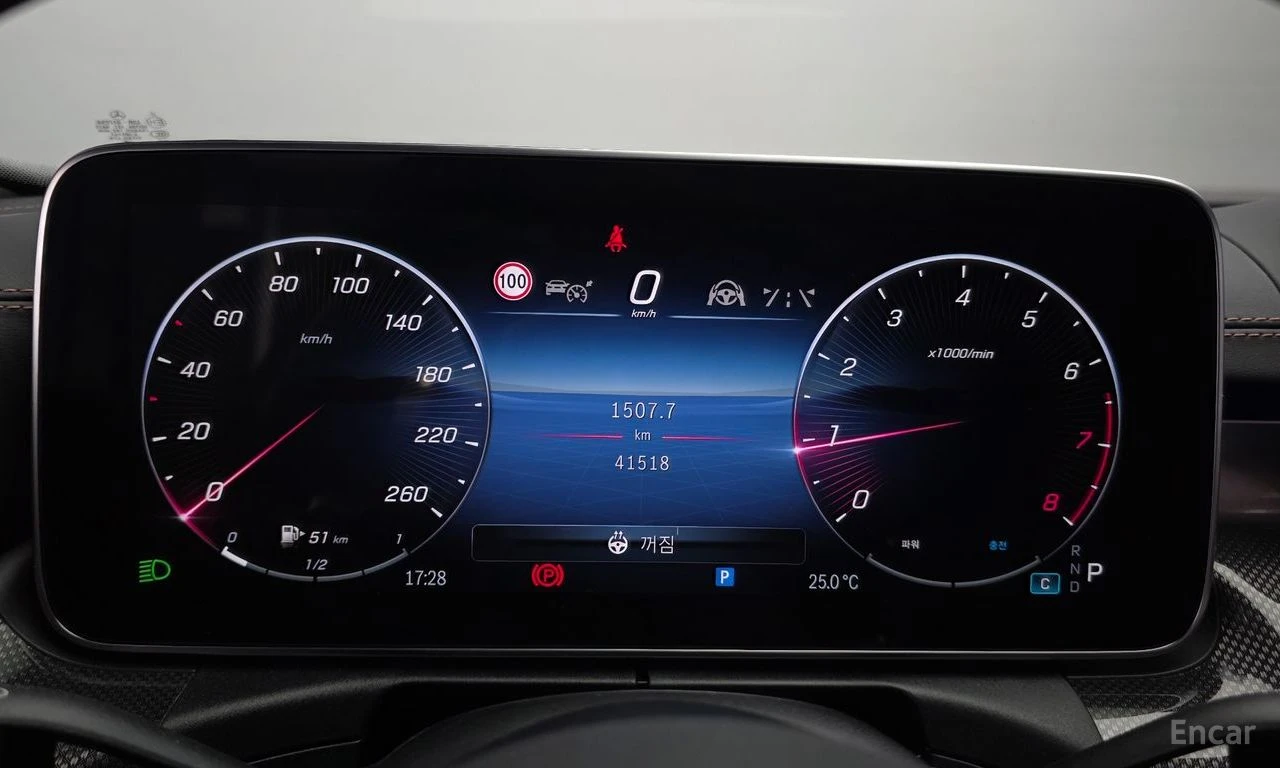 Mercedes-Benz C 300 4MATIC* AMG* BURMESTER* HEAD UP* 360 КАМЕРИ* КЕЙЛЕ, снимка 11 - Автомобили и джипове - 55234748