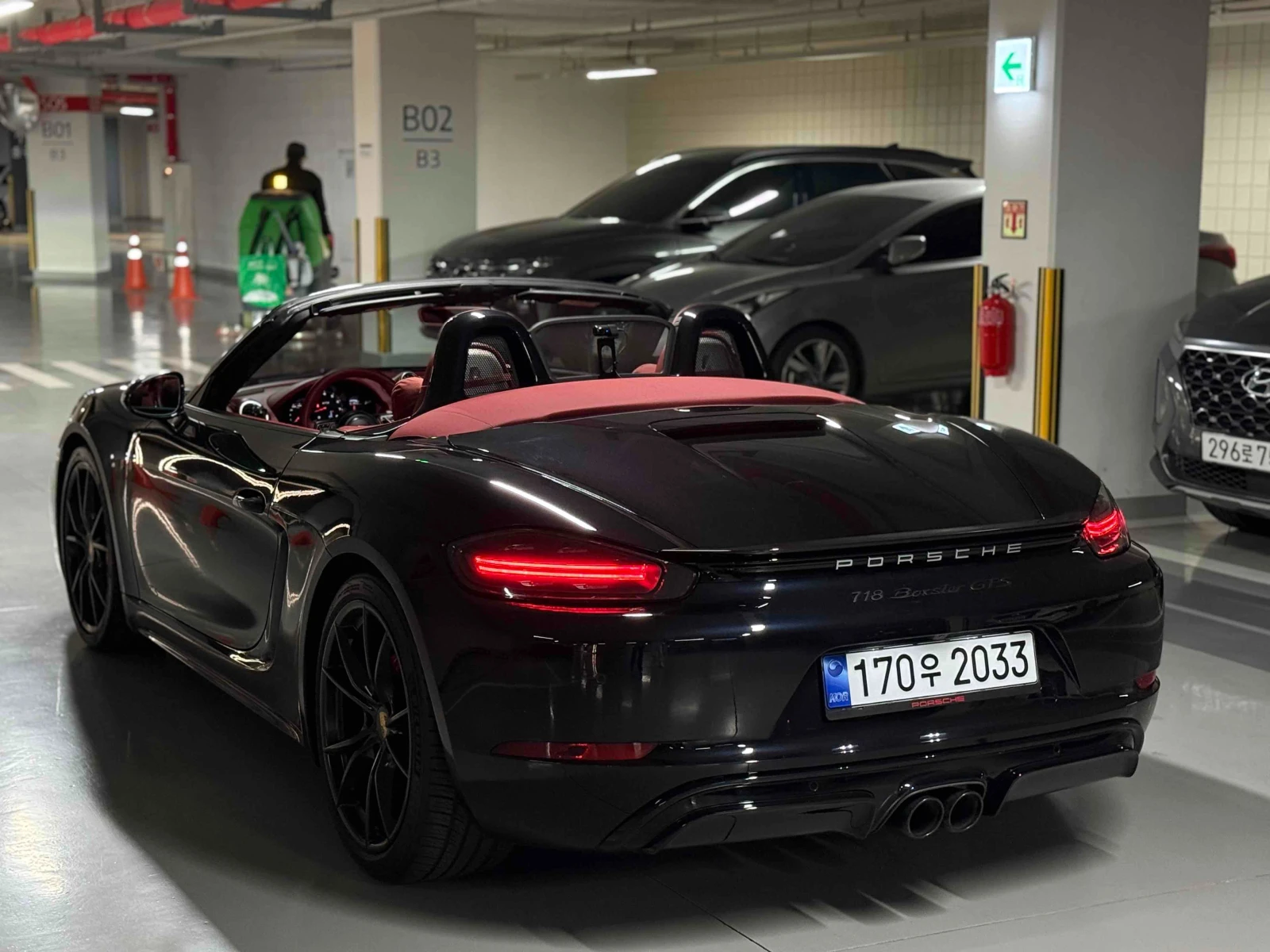 Porsche Cayman GTS* BLIND SPOT* ПОДГРЕВ ВОЛАН* КРАЙНА ЦЕНА, снимка 9 - Автомобили и джипове - 55366821