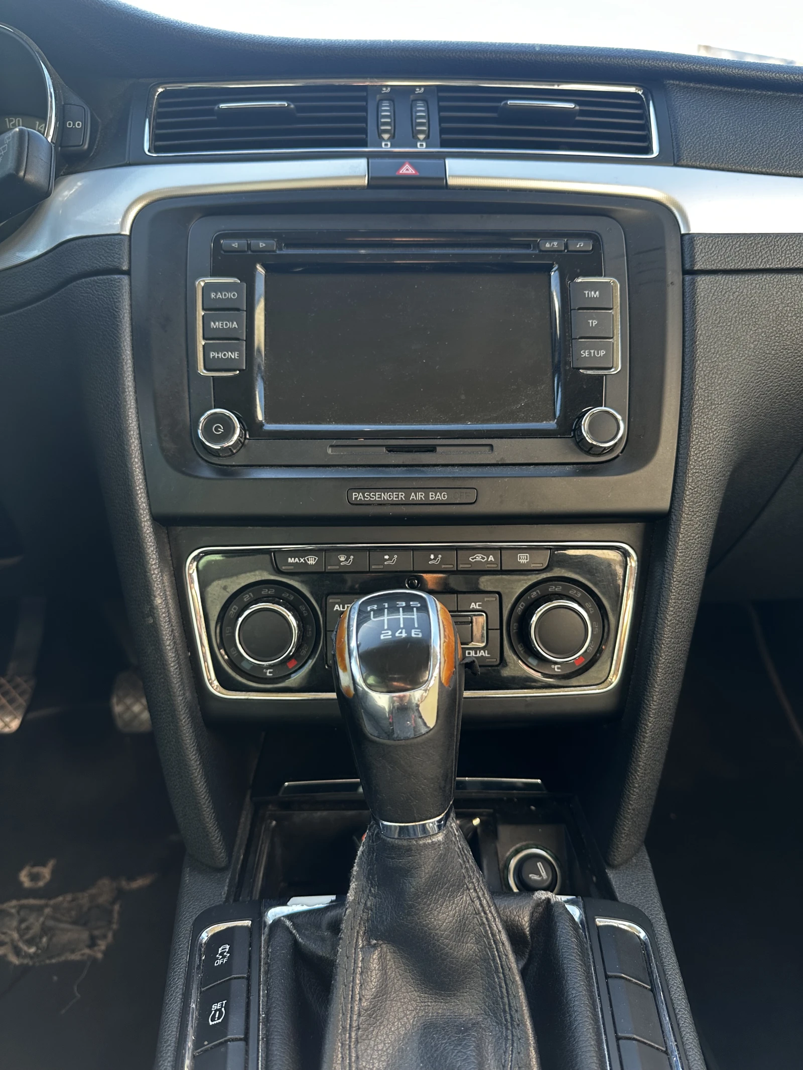 Skoda Superb, снимка 6 - Автомобили и джипове - 55373279