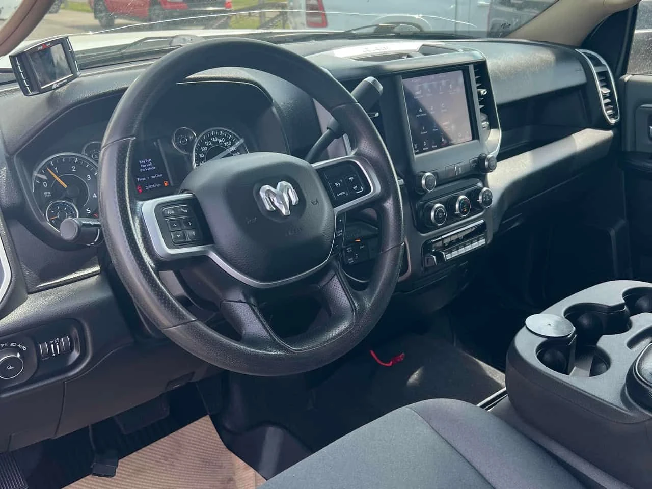 Dodge RAM 3500 * Big Horn * АВТОКРЕДИТ БЕЗ ПЪРВОНАЧАЛНА ВНОСКА* , снимка 5 - Автомобили и джипове - 55613400