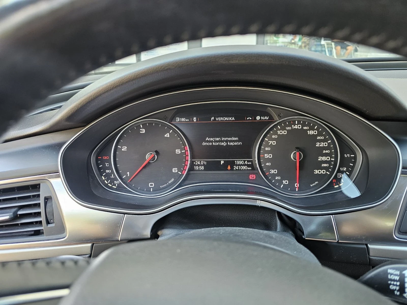 Audi A6 3.0 TDI QUATRO , снимка 10 - Автомобили и джипове - 55675850