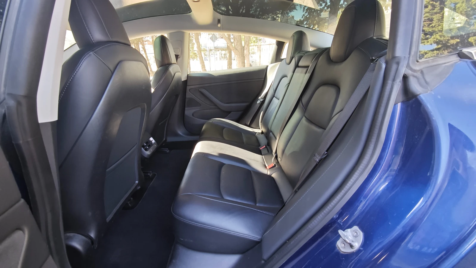 Tesla Model 3 Long Range AWD, снимка 13 - Автомобили и джипове - 55751835