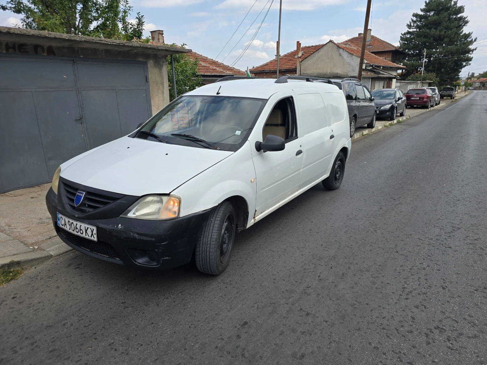 Dacia Logan Товарен, снимка 10 - Автомобили и джипове - 55843188