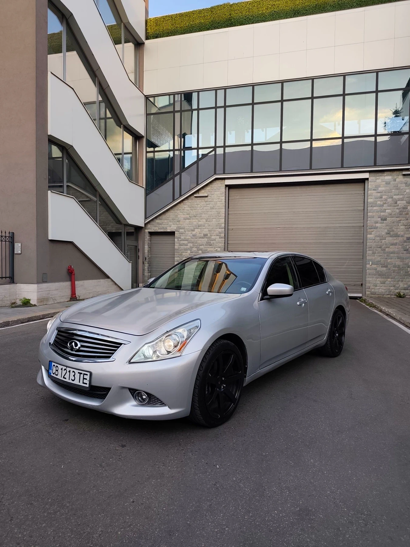 Infiniti G37 FACE Газов инжекцион Перфектна!!!, снимка 4 - Автомобили и джипове - 56145292