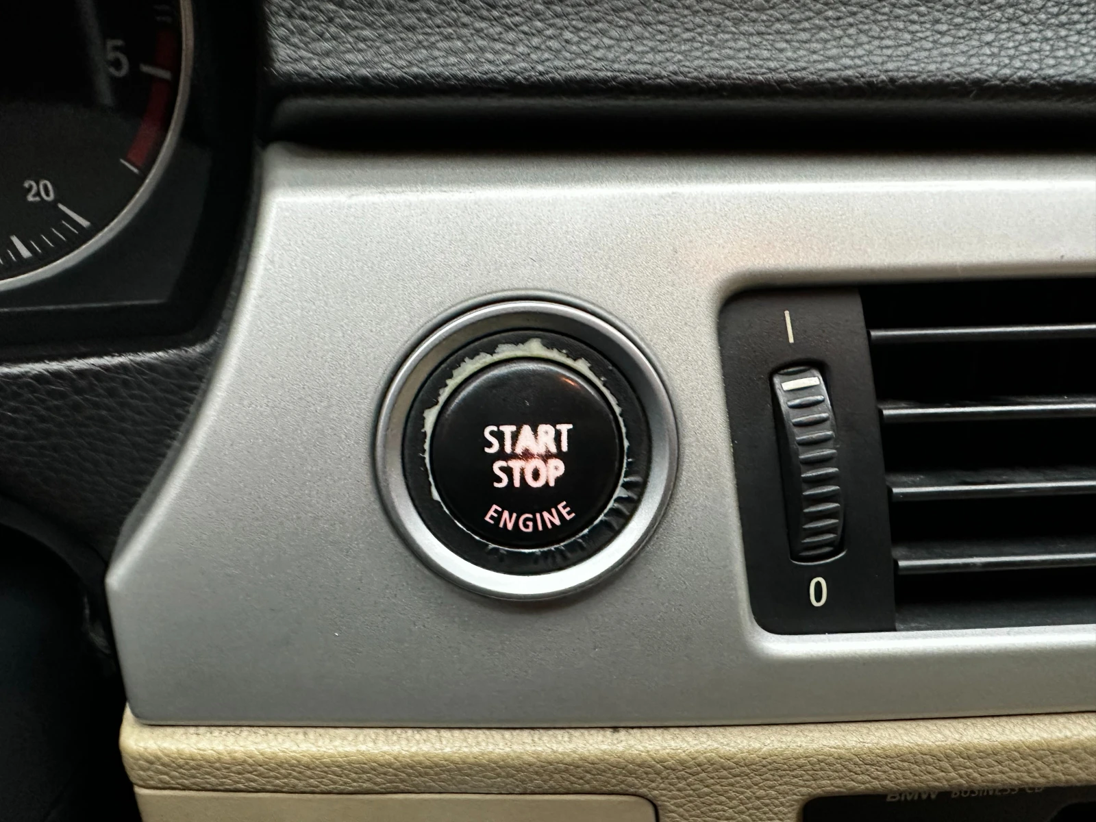 BMW 320 2.0d 177 к.с. , снимка 13 - Автомобили и джипове - 56566786