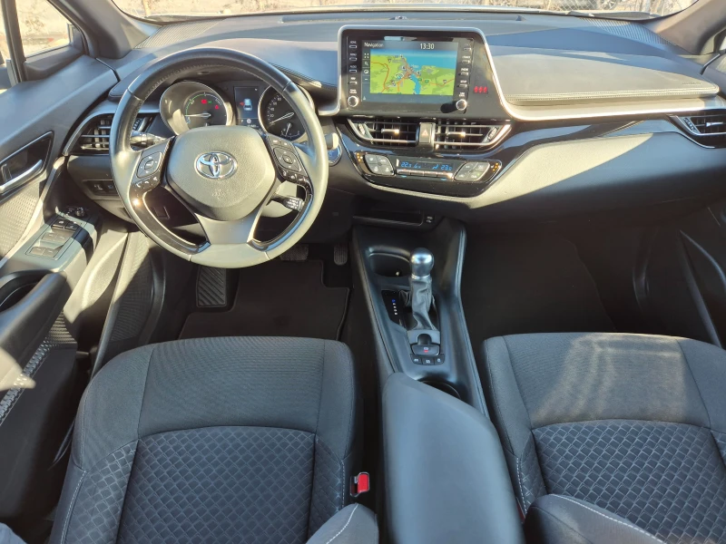 Toyota C-HR 1.8 HIBRID-LED-LINE ASSIST-PODGREV-CAMERA, снимка 9 - Автомобили и джипове - 53044345