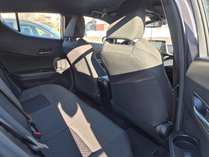 Toyota C-HR 1.8 HIBRID-LED-LINE ASSIST-PODGREV-CAMERA, снимка 10 - Автомобили и джипове - 53044345