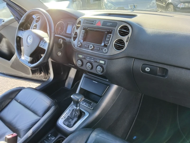 VW Tiguan 2.0TDI* 140кс.R LINE, 4?4, DSG, снимка 14 - Автомобили и джипове - 53128496