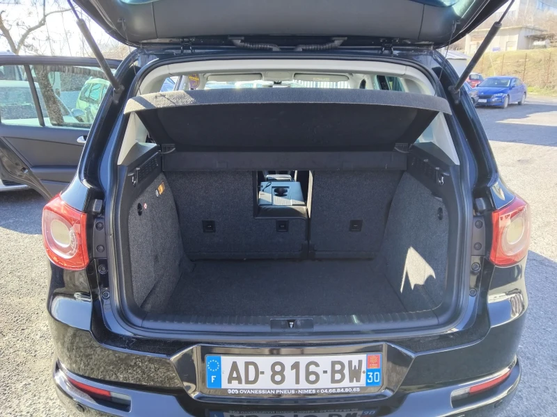 VW Tiguan 2.0TDI* 140кс.R LINE, 4?4, DSG, снимка 11 - Автомобили и джипове - 53128496