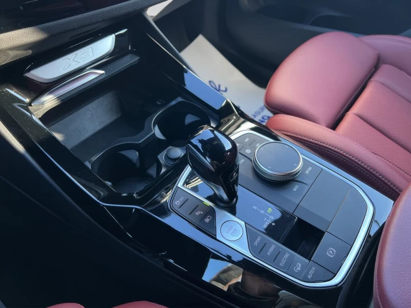 BMW X3 PLUG-IN HYBRID* LANE* DIGITAL* М.ТОЧКА, снимка 11 - Автомобили и джипове - 53429661