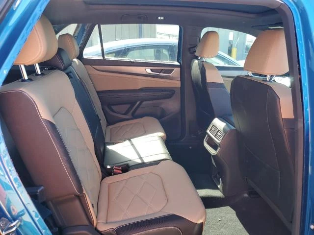 VW Atlas 2.0L 4 All wheel drive, снимка 3 - Автомобили и джипове - 53110742