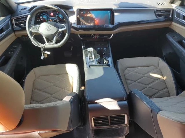 VW Atlas 2.0L 4 All wheel drive, снимка 13 - Автомобили и джипове - 53110742