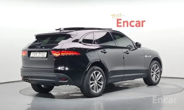 Jaguar F-PACE 20d * R-SPORT * КАМЕРА * ПАНОРАМА * KEYLESS * , снимка 3 - Автомобили и джипове - 56080404