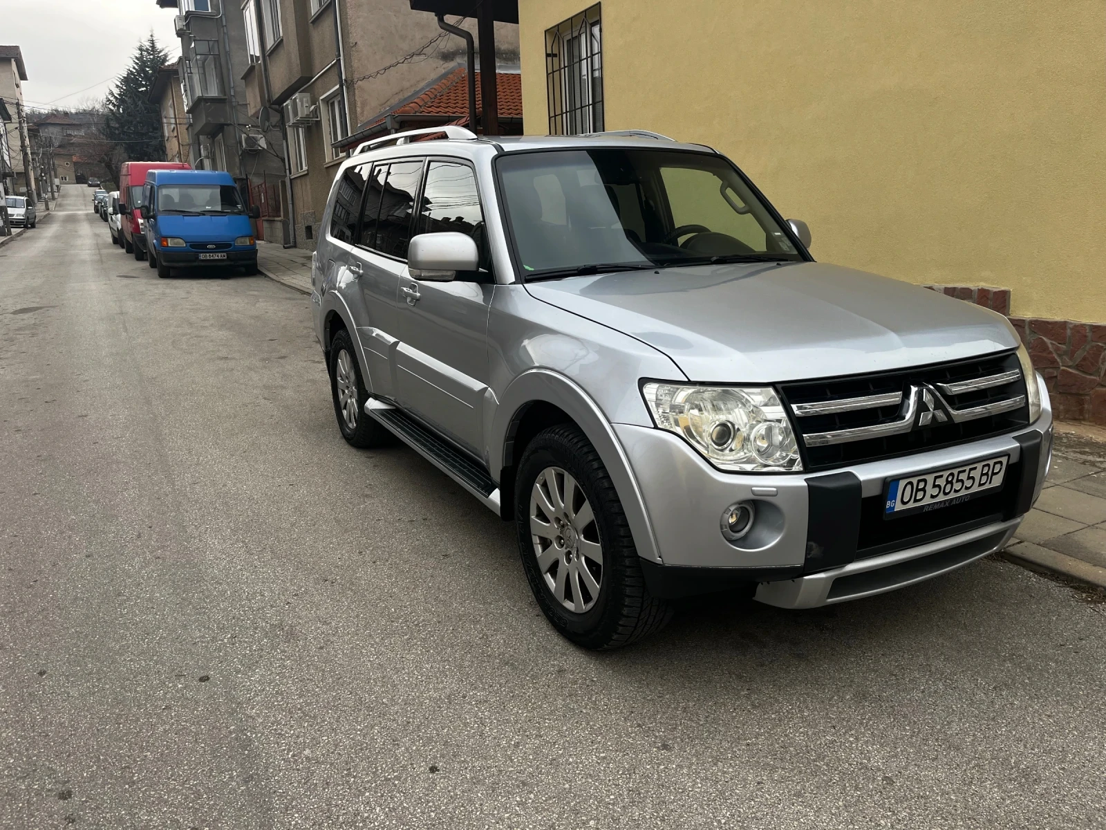 Mitsubishi Pajero  - изображение 5
