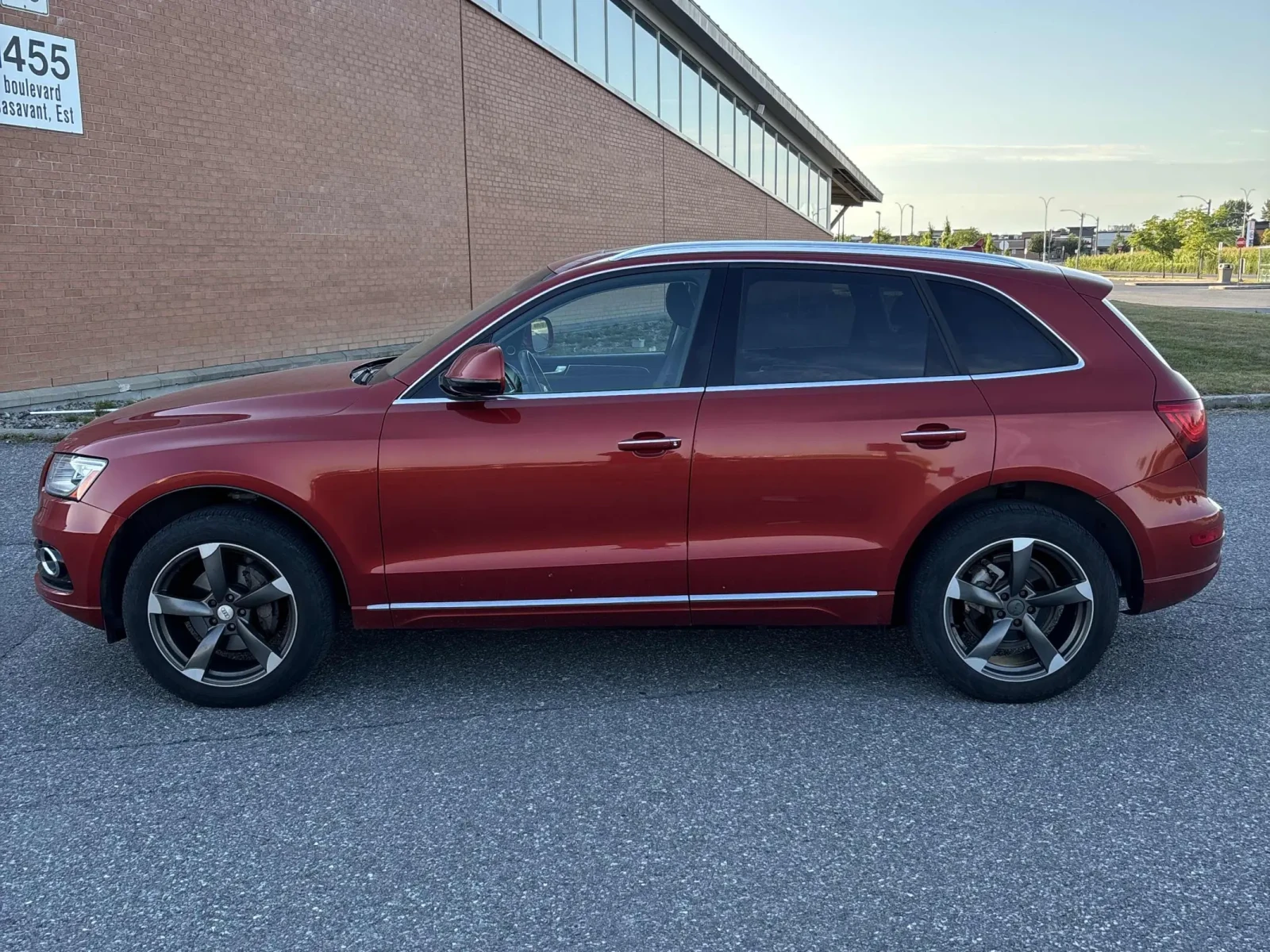 Audi Q5 TECHNIK* CARFAX*  - изображение 3