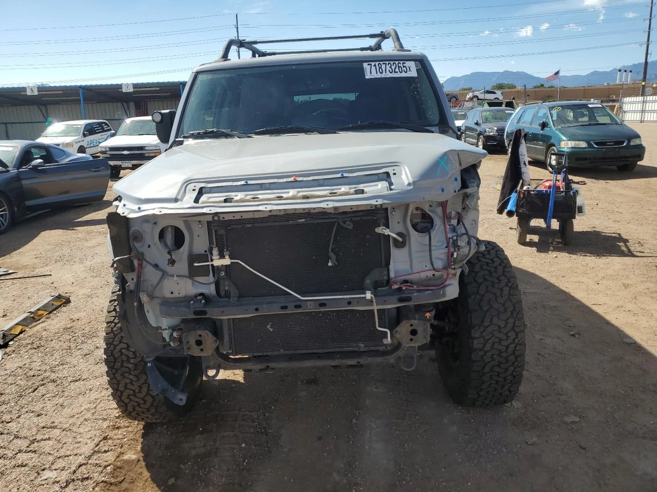 Toyota Fj cruiser 2013 TOYOTA FJ CRUISER - изображение 2