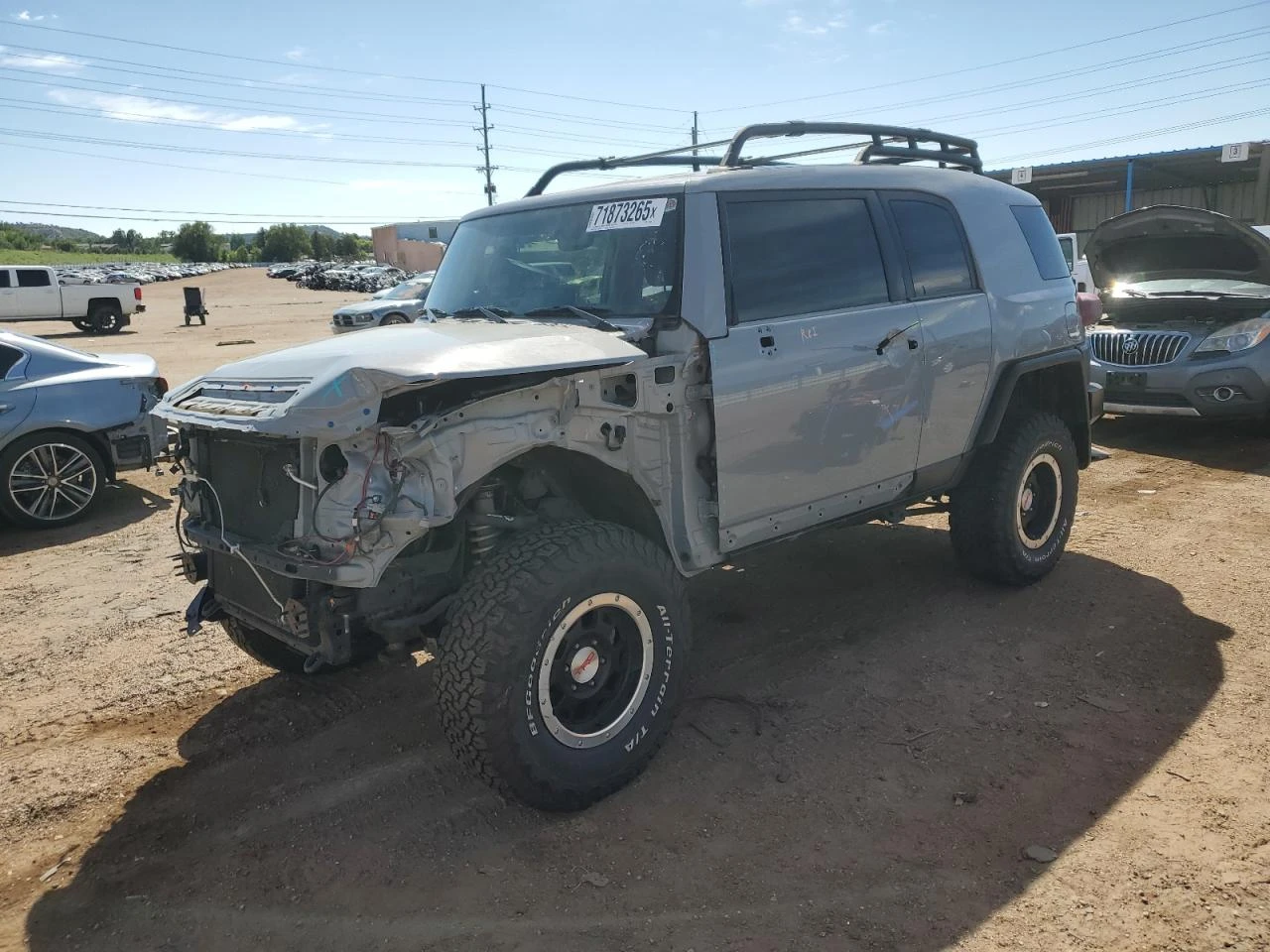 Toyota Fj cruiser 2013 TOYOTA FJ CRUISER - изображение 3