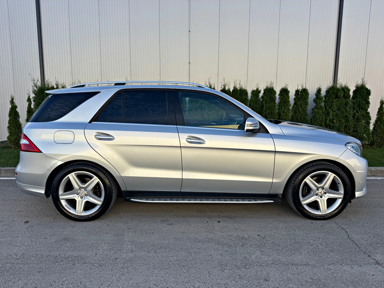 Mercedes-Benz ML 350 CDI 4Matic* Harman/Kardon* Designo* FULL* ШВЕЙЦАРИ - изображение 7