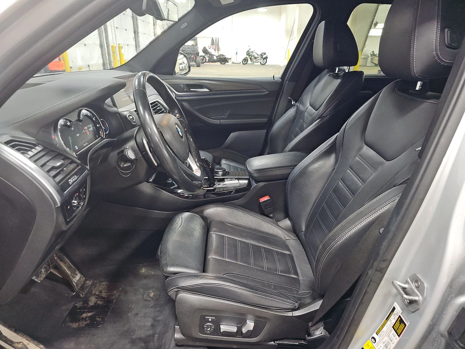 BMW X3 M* SPORT* �����* LANE* ASSIST* ������* �����*  | Mobile.bg � ����������� 13