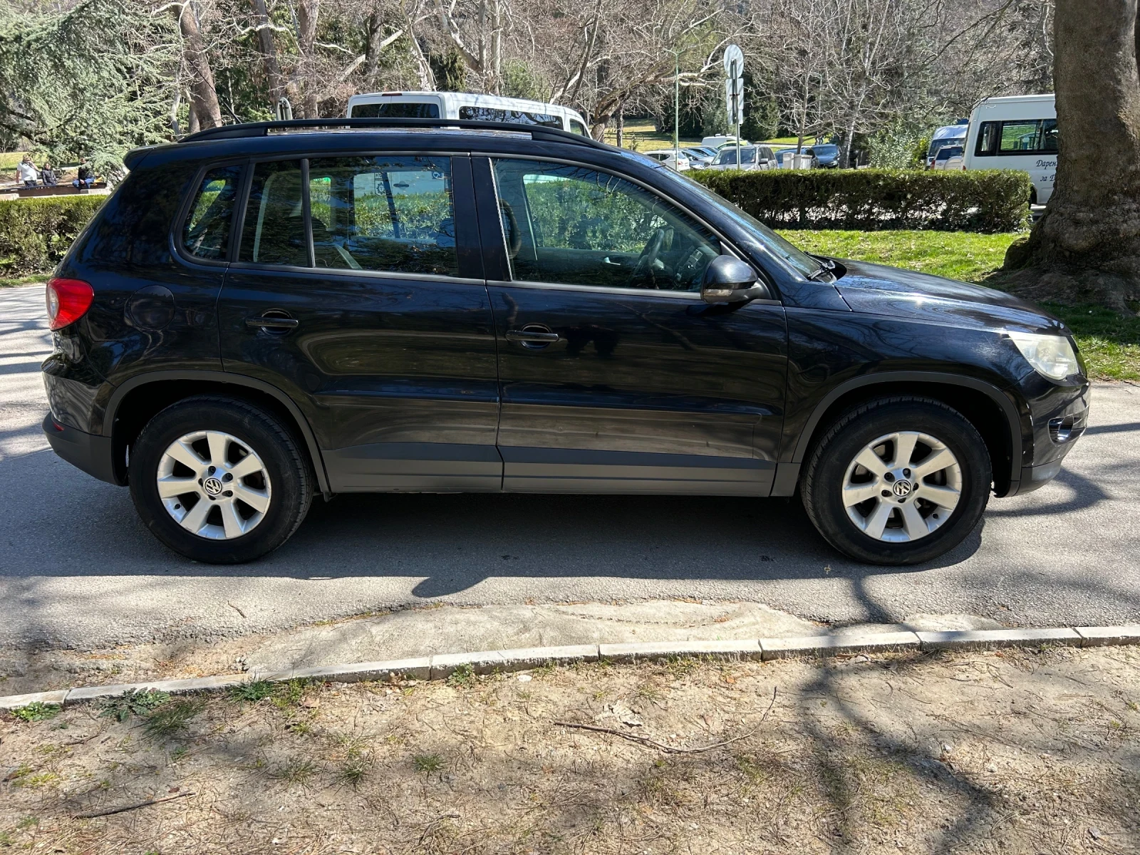 VW Tiguan 1.4 TSI 6ск.4х4 , снимка 7 - Автомобили и джипове - 53821227