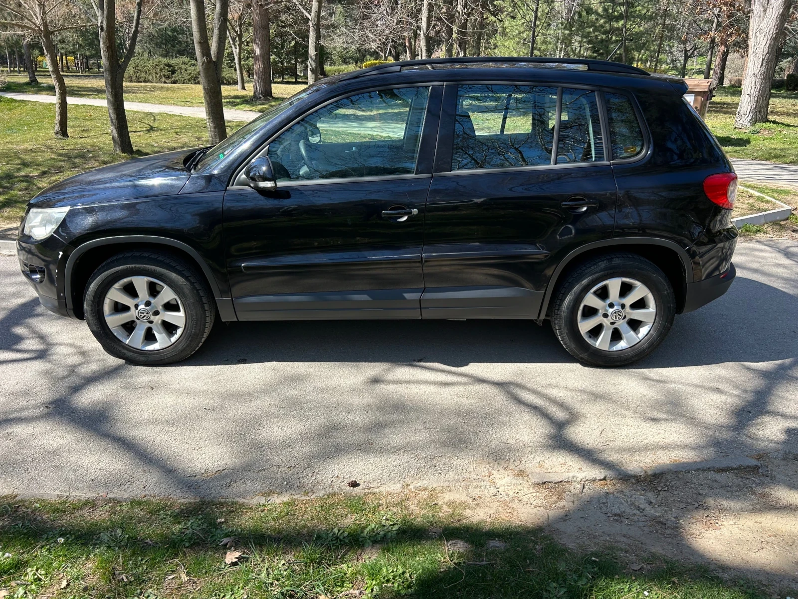 VW Tiguan 1.4 TSI 6ск.4х4 , снимка 6 - Автомобили и джипове - 53821227