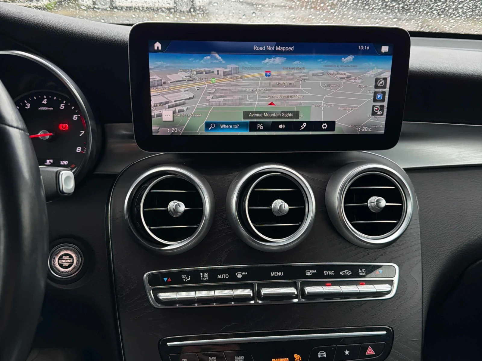 Mercedes-Benz GLC 300 4MATIC * ПОДГРЕВ * ПАНОРАМА * 2 КЛЮЧА * CARFAX, снимка 7 - Автомобили и джипове - 54607851