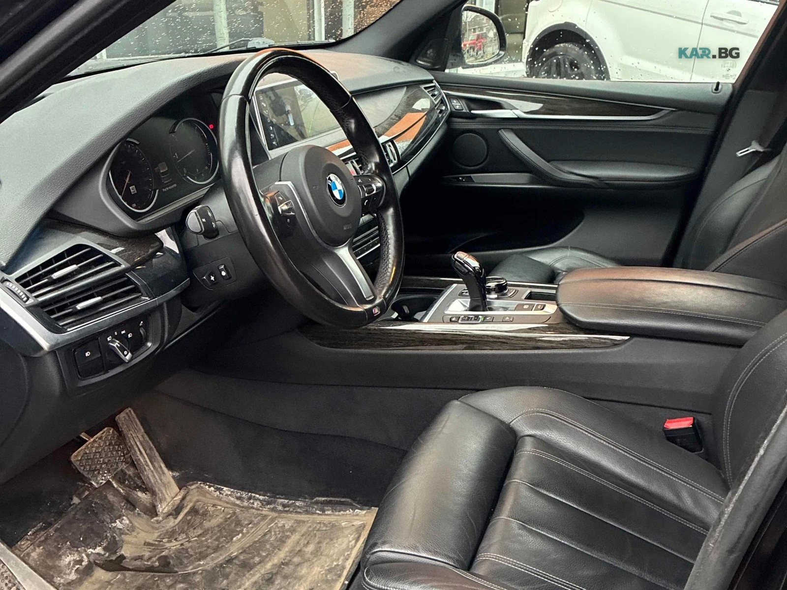 BMW X5 M Pack * Pano * АвтоКредит * (ЦЕНА ДО БГ), снимка 5 - Автомобили и джипове - 54840732