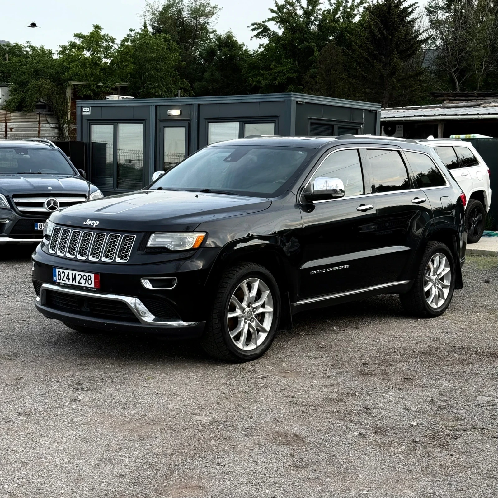 Jeep Grand cherokee SUMMIT/HEMI/DISTR/HARMAN/Камера/Обдух/Въздух