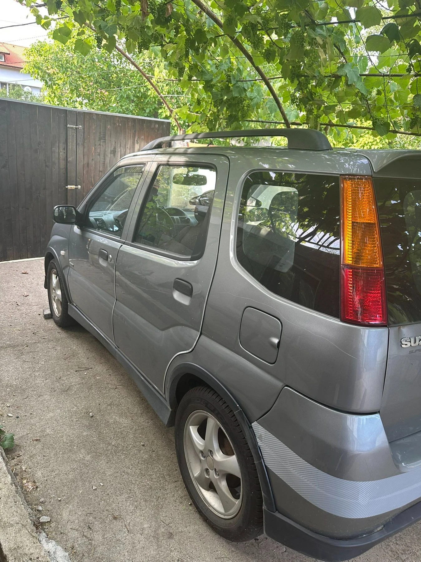 Suzuki Ignis, снимка 3 - Автомобили и джипове - 56298536