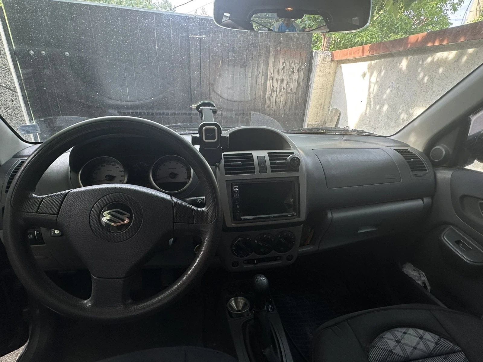 Suzuki Ignis, снимка 5 - Автомобили и джипове - 56298536